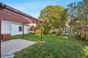 360 Ocean St, South Portland, ME 04106 - Photo 9