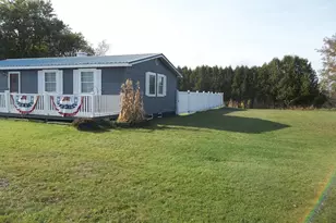 24 Willow St, Calais, ME 04619 - Photo 3