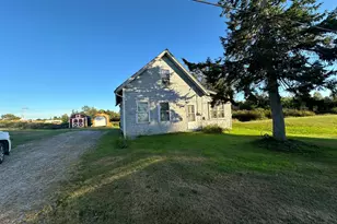 22 Cross St, Whitneyville, ME 04654 - Photo 3