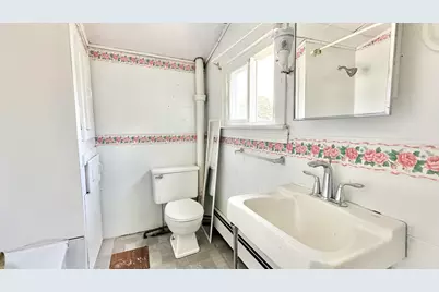 120 Knox Street, Millinocket, ME 04462 - Photo 17