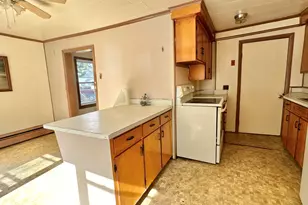 122 Knox St, Millinocket, ME 04462 - Photo 9