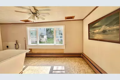 122 Knox Street, Millinocket, ME 04462 - Photo 11