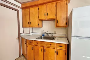 122 Knox St, Millinocket, ME 04462 - Photo 7