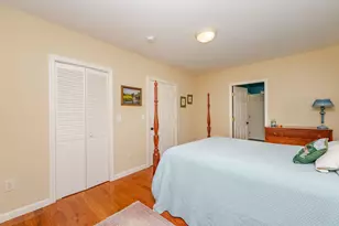 10 Crescent View Ave, Cape Elizabeth, ME 04107 - Photo 17