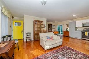 10 Crescent View Ave, Cape Elizabeth, ME 04107 - Photo 3