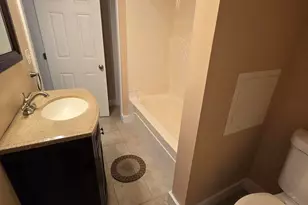 14 Boynton St, Portland, ME 04102 - Photo 11