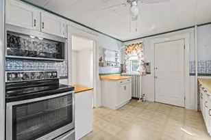 10 Alder St, South Portland, ME 04106 - Photo 3