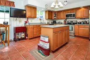 44 Mountain View Rd, Mexico, ME 04224 - Photo 7