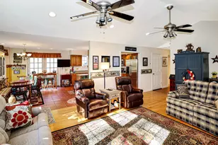 44 Mountain View Rd, Mexico, ME 04224 - Photo 13