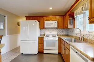 49 Rachel Blvd, Lewiston, ME 04240 - Photo 9