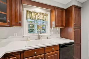 22 Winchester Ct, Kennebunk, ME 04043 - Photo 11