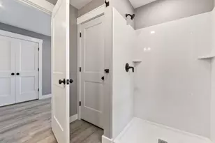 68 Woodbrey Ln, Standish, ME 04084 - Photo 35