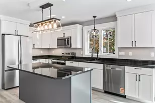 68 Woodbrey Ln, Standish, ME 04084 - Photo 3