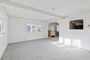 21 Water St, Clinton, ME 04927 - Photo 29