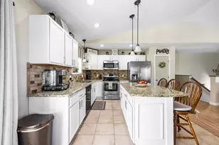 63 Molly Ln, Bangor, ME 04401 - Photo 9