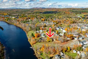 18 Green St, Dover Foxcroft, ME 04426 - Photo 5