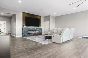 219 Outlook Rd, Woodstock, ME 04219 - Photo 11