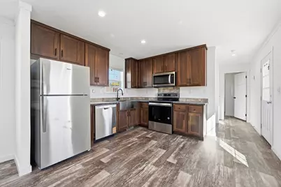 19 Valerie Lane, Waterville, ME 04901 - Photo 3