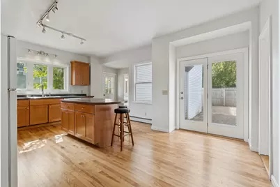 1638 Forest Avenue, Portland, ME 04103 - Photo 9
