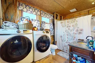 167 E Oxford Rd, Oxford, ME 04270 - Photo 21