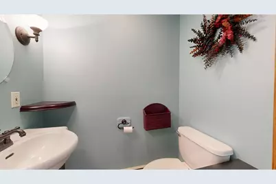 12 Hartford Street, Lewiston, ME 04240 - Photo 31