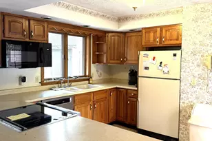 15 Country Club Dr, Auburn, ME 04210 - Photo 7