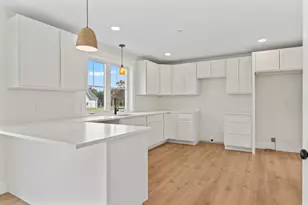 22 Lentago Ln, Sanford, ME 04073 - Photo 9