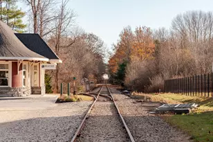 1 Railroad Square, Yarmouth, ME 04096 - Photo 13