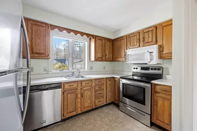 16 Oakwood Lane #16, Kennebunk, ME 04043 - Photo 31