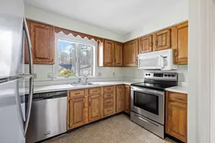 16 Oakwood Ln, Kennebunk, ME 04043 - Photo 31