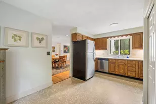 16 Oakwood Ln, Kennebunk, ME 04043 - Photo 15