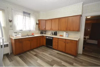 744 Hammond Street, Bangor, ME 04401 - Photo 15