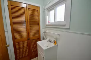 744 Hammond St, Bangor, ME 04401 - Photo 17