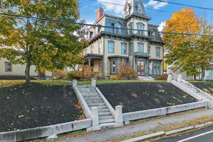 15 Middle St, Hallowell, ME 04347 - Photo 3