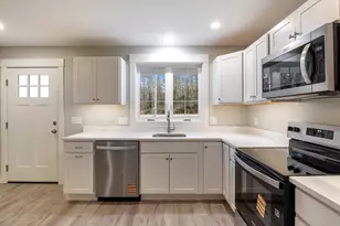 324 Ossipee Trail W, Standish, ME 04084 - Photo 5