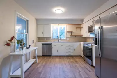 71 Woodland Avenue, Warren, ME 04864 - Photo 11