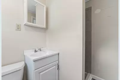 130 W Broadway, Bangor, ME 04401 - Photo 43