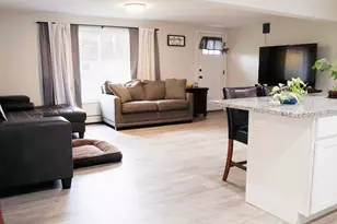 30 Cottage St, Fairfield, ME 04937 - Photo 11