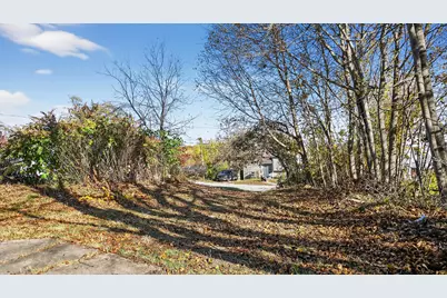 26 Grandview Avenue, South Portland, ME 04106 - Photo 3