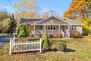 40 Highland St, Rockland, ME 04841 - Photo 3