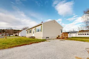 22 School St, Lewiston, ME 04240 - Photo 39