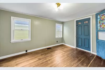 32 Amesbury Street, Rockland, ME 04841 - Photo 9