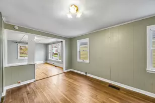 32 Amesbury St, Rockland, ME 04841 - Photo 7