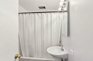 520 Lincoln St, Lewiston, ME 04240 - Photo 23