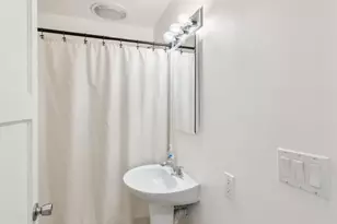 520 Lincoln St, Lewiston, ME 04240 - Photo 11