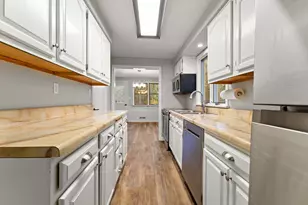 14 Maple St, Ogunquit, ME 03907 - Photo 15