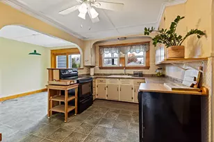 16 Hallowell St, Winslow, ME 04901 - Photo 37