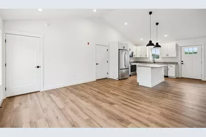 20 Blackberry Hill Road, West Gardiner, ME 04345 - Photo 9