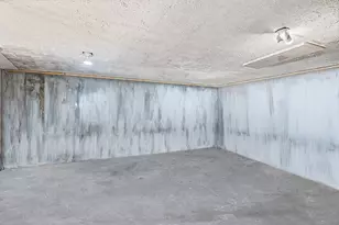 55 Lambert St, Portland, ME 04103 - Photo 35