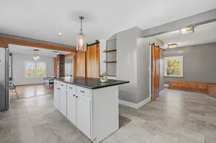 424 Winthrop St, Hallowell, ME 04347 - Photo 23